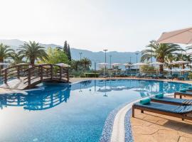 Iberostar Waves Bellevue All Inclusive, hotel v destinaci Budva