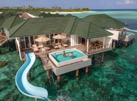 Siyam World Maldives - 24-Hour Premium All-inclusive with Free Transfer, курортный отель в городе Dhigurah