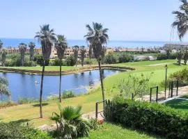 Appartement de standing avec vue mer et golf