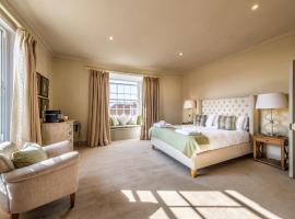 The Black Lion, Long Melford, bed and breakfast en Long Melford