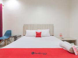 RedDoorz Syariah at Cigadung Raya Street, hotel v destinaci Bandung