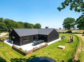 12 person holiday home in Haderslev, hytte i Haderslev
