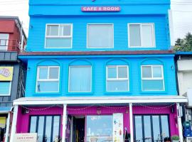 Magenta, alloggio vicino alla spiaggia a Donghae