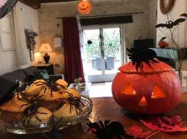 Gîte du Rossignol à 5 minutes du Château de la Citardière et à 14 minutes du Château de Bourneau