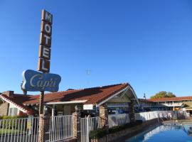 Capri Motel, hotel em Santa Clara