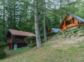 Nature escape woodhouse, casa o chalet en Žirovnica