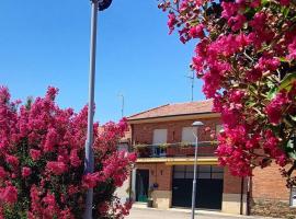 CASA ABUELA: Palacios de la Valduerna'da bir ucuz otel