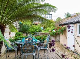 Seafront Apartment Private Garden & Free Parking, apartamento en Littlehampton