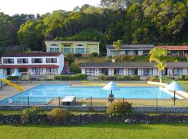 Haruru Falls Motel & Conference Centre, hotel in Paihia