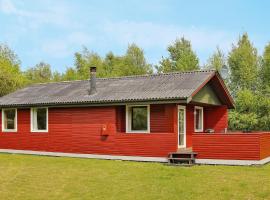 6 person holiday home in Hadsund, atostogų namelis mieste Helberskov