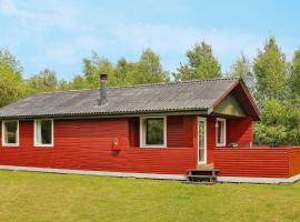 6 person holiday home in Hadsund, casa o chalet en Helberskov