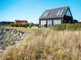 5 person holiday home in Struer, hotel v destinaci Struer