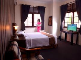 DS Colive Sinabung, hotel em Candi