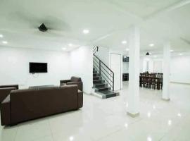 Jack Guest House KB 5 Rooms 4 Toilets - Max 20 pax, vakantiehuis in Kota Bharu