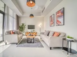 Flawless 3BR Townhouse with Assistant's Room at DAMAC Hills 2 by Deluxe Holiday Homes