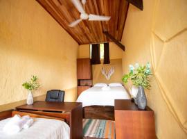 Selva Armonia Immersive Jungle Resort, hotell sihtkohas Uvita