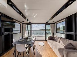 Houseboat Nomadream, allotjament en vaixell a Gdańsk