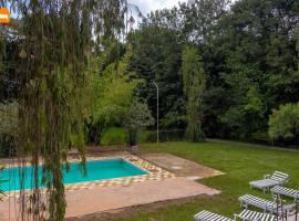 Arabel Studio with Swimming Pool, serviced apartment in Nanyuki