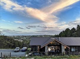 Echo Lodge, B&B in Auckland