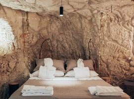 Grotta Carlotta, bed and breakfast a Ostuni