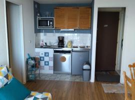 Appartement Les Adrets-Prapoutel, 1 pièce, 5 personnes - FR-1-557-124, מקום אירוח ביתי בLes Adrets