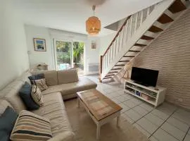 Maison calme avec terrasse - Calypso