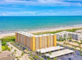 Cape Canaveral Condo with Direct Beach Access!, appartement à Cap Carnaveral