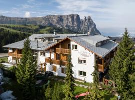 Hotel Bellavista, hotell i Alpe di Siusi