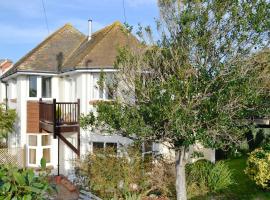 Bayview, holiday rental in Overcombe