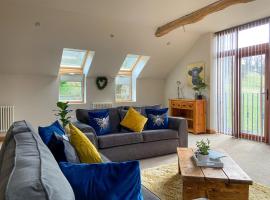 Coed Y Nant Barn, vacation rental in Cilybebyll