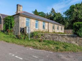 Shawdon Hill Cottage، فندق في Glanton