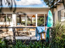 Le Shack - Freycinet Holiday Houses, villa i Coles Bay