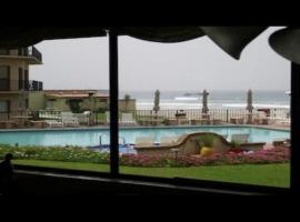 Oceana Rosarito Condo Beach frontPrivately Owned downtown best views, aparthotel en Rosarito