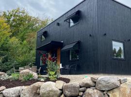 Port Hotel Ocean Villa, מלון בקרלסהאמן