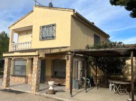 Casa Rústica, hotel in Albacete