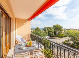 Apartment Les Mimosas-1 by Interhome, ξενοδοχείο σε Saint-Aygulf