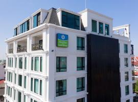 SureStay Hotel by Best Western Vientiane, hotel di Vientiane