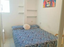 HABITACION EN CHUECA, CENTRO DE MADRID, camping en Madrid