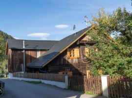 Chalet Schmelz Huette mit Sauna und Garten, hotel ve Flattachu