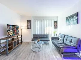 Heaven on Hollywood Furnished Apartments