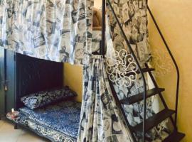 Ærtisticspace in the center 4 bunk dormroom