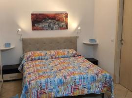 Sweet Home, hotel in Chiaravalle