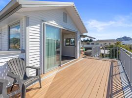 Campbell Road Classic - Mount Maunganui Bach, pet-friendly hotel in Mount Maunganui