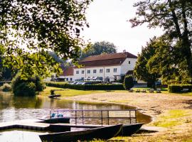 Lesák rekreační středisko, hotel en Chlum u Třeboně