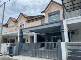Langkawi Cozy Holiday Home at Taman Simfoni by Zervin, hotell i Kuah