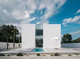 HER HUAHIN POOL VILLA