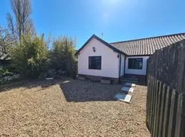Middle Tree, ideal modern cottage