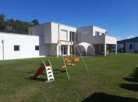 Schöne große 90 m² Ferienwohung in Zweikirchen