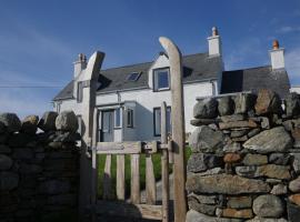 Macleod Cottage - Isle of Lewis Self-Catering, villa em Port of Ness