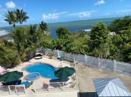 Luxury Oceanview Eco-friendly Villa Near Key West, hotel in Cudjoe Key